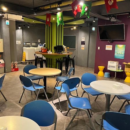 Backpackers Hostel - Ximen Tajpej Buitenkant foto