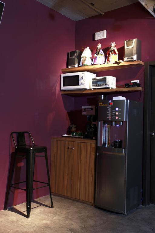 Backpackers Hostel - Ximen Tajpej Buitenkant foto